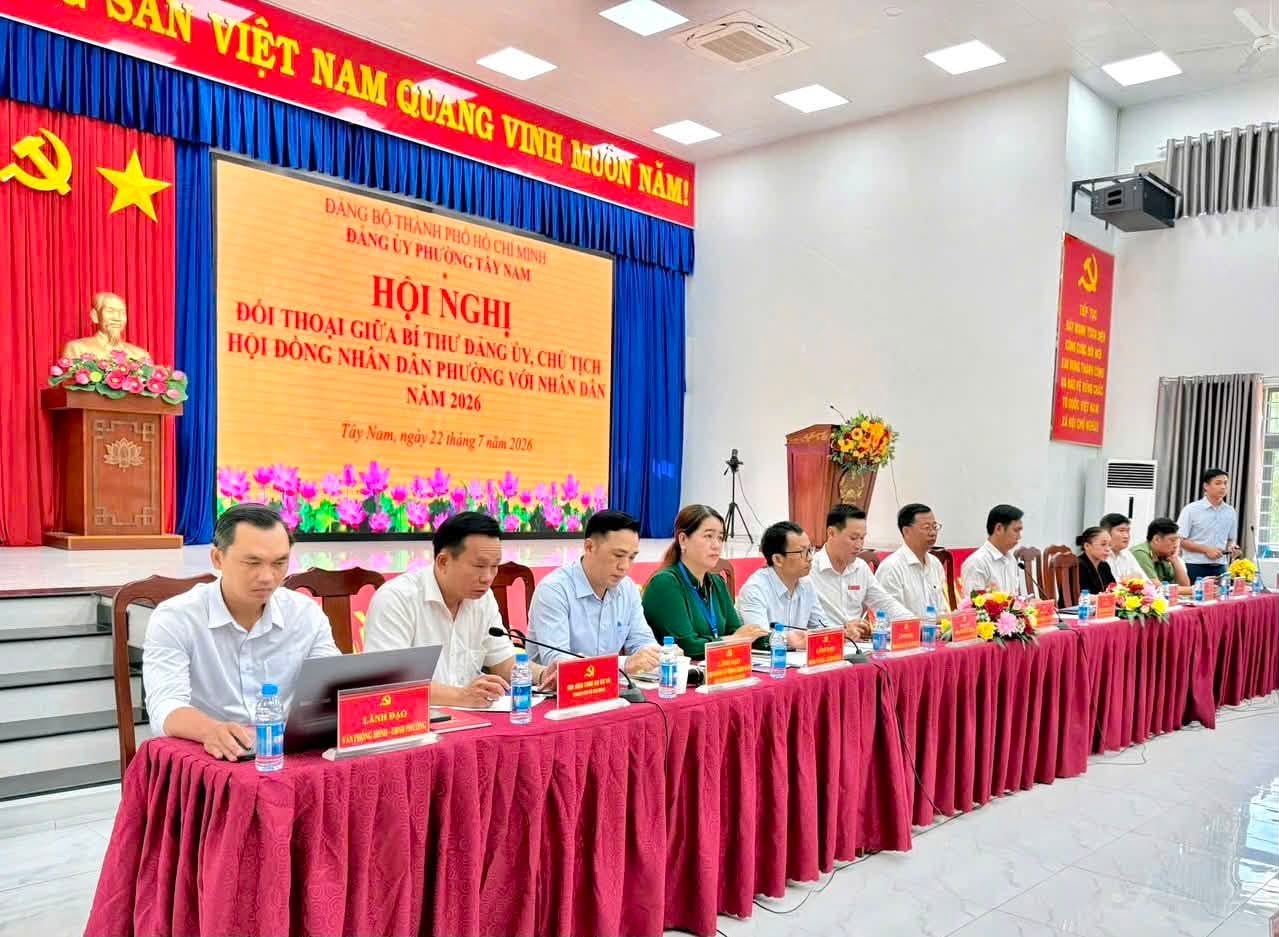 PHƯỜNG TÂY NAM TỔ CHỨC HỘI NGHỊ ĐỐI THOẠI GIỮA BÍ THƯ ĐẢNG ỦY, CHỦ TỊCH HỘI ĐỒNG NHÂN DÂN PHƯỜNG VỚI NHÂN DÂN NĂM 2026