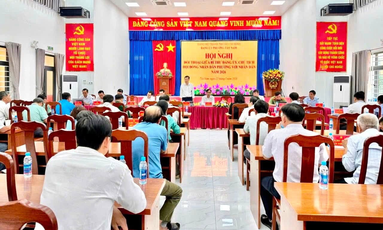 PHƯỜNG TÂY NAM TỔ CHỨC HỘI NGHỊ ĐỐI THOẠI GIỮA BÍ THƯ ĐẢNG ỦY, CHỦ TỊCH HỘI ĐỒNG NHÂN DÂN PHƯỜNG VỚI NHÂN DÂN NĂM 2026