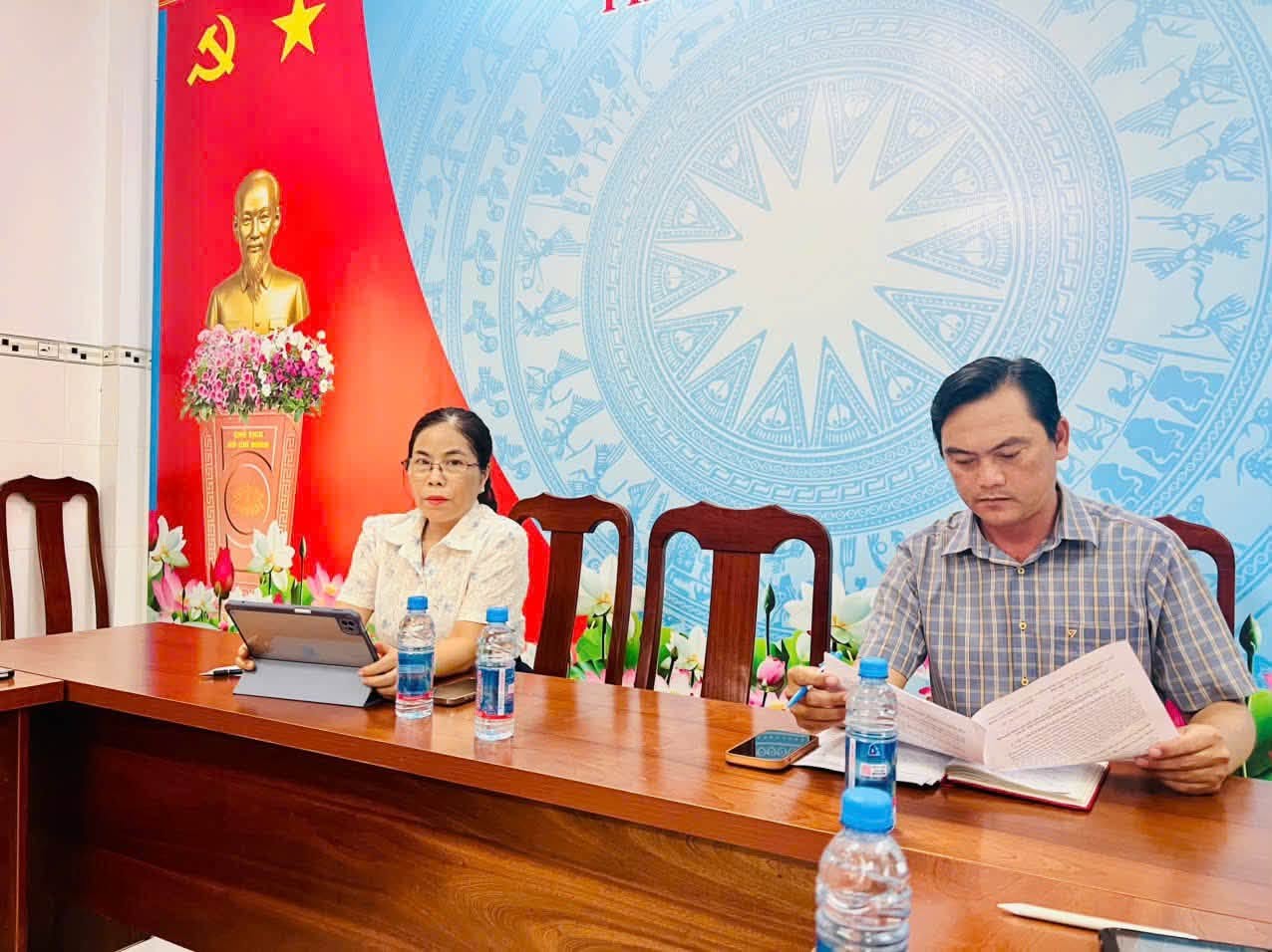 BAN VĂN HÓA - XÃ HỘI, HỘI ĐỒNG NHÂN DÂN PHƯỜNG TÂY NAM TỔ CHỨC HỌP VỀ ĐÁNH GIÁ VIỆC GIẢI QUYẾT, TRẢ LỜI Ý KIẾN