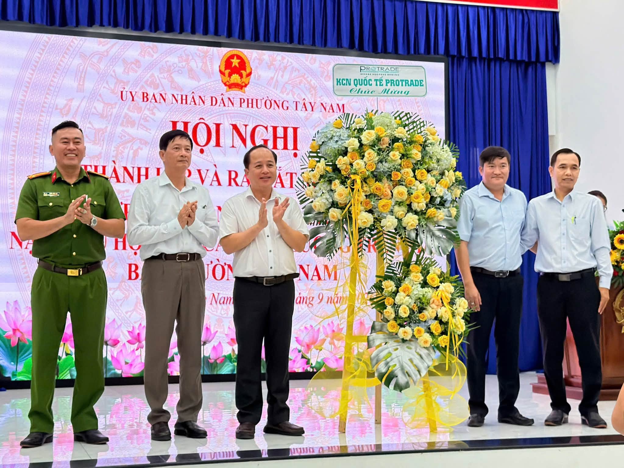 PHƯỜNG TÂY NAM THÀNH LẬP VÀ RA MẮT MÔ HÌNH “PHỐI HỢP HIỆP ĐỒNG CHỮA CHÁY VÀ CỨU NẠN