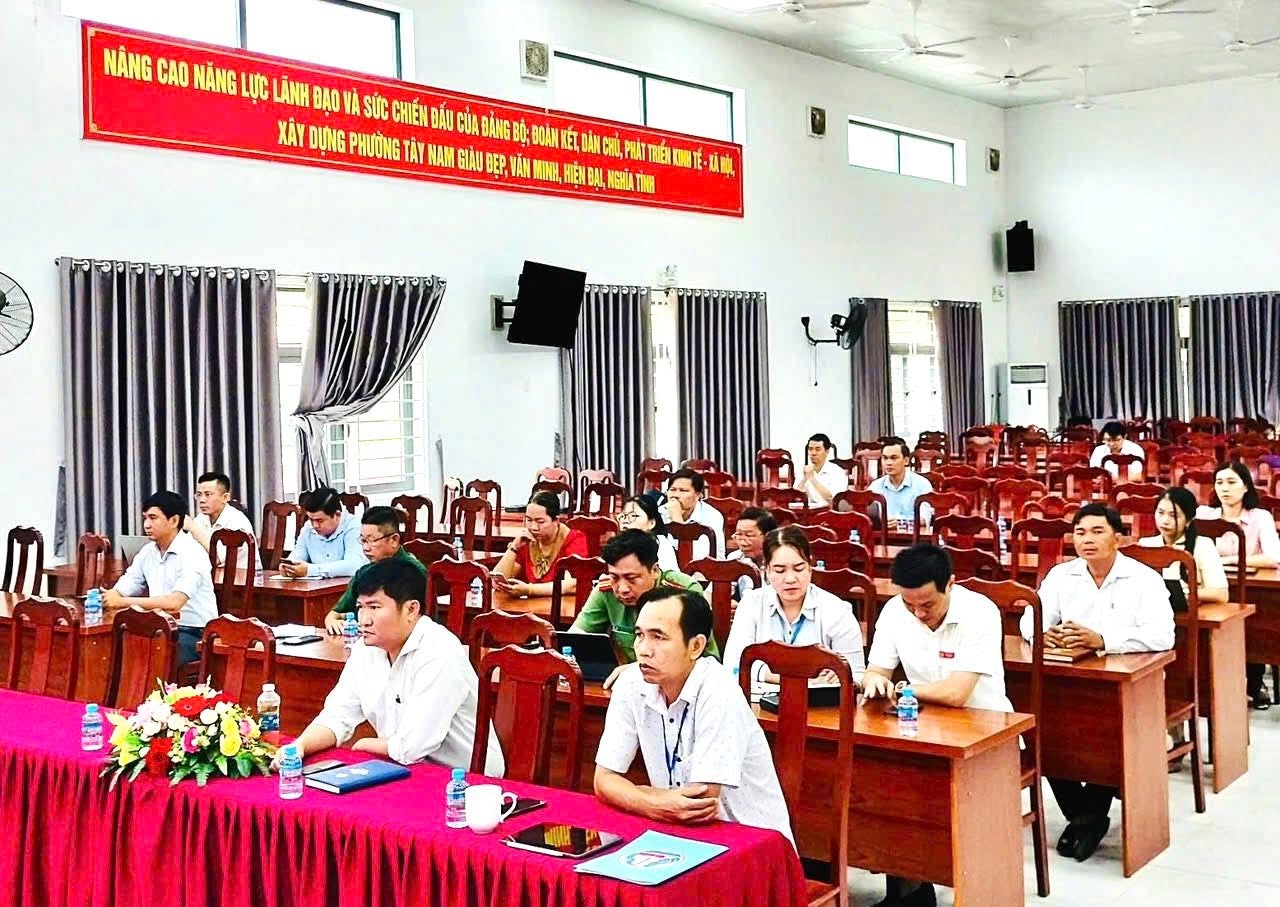 PHƯỜNG TÂY NAM DỰ HỘI NGHỊ TRIỂN KHAI NHIỆM VỤ TRỌNG TÂM CÔNG TÁC CẢI CÁCH HÀNH CHÍNH NĂM 2026